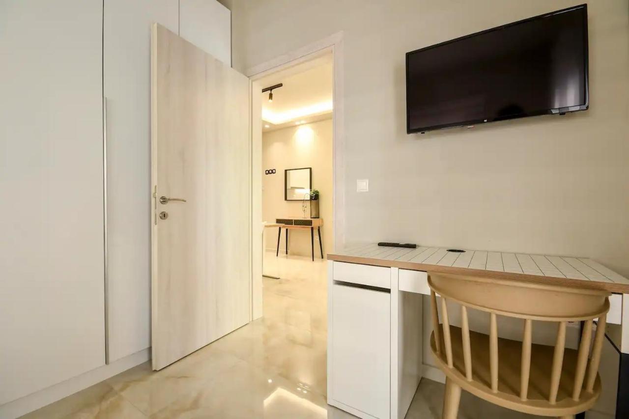 Danae Luxurious Suite #Tifhelexpo เทสซาโลนิกิ ภายนอก รูปภาพ