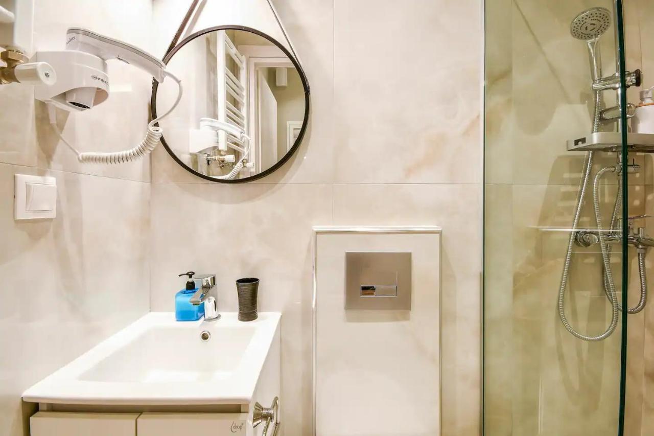 Danae Luxurious Suite #Tifhelexpo เทสซาโลนิกิ ภายนอก รูปภาพ